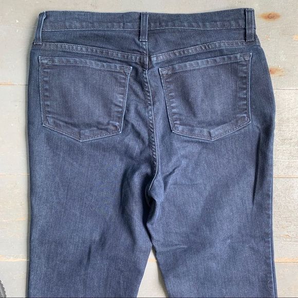 *SALE* EUC NYDJ Dark Wash Stretch Jeans NICE! - Picture 10 of 11